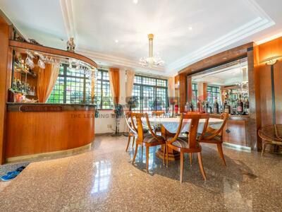 For Sale - Meyer Road Spacious Semi-D