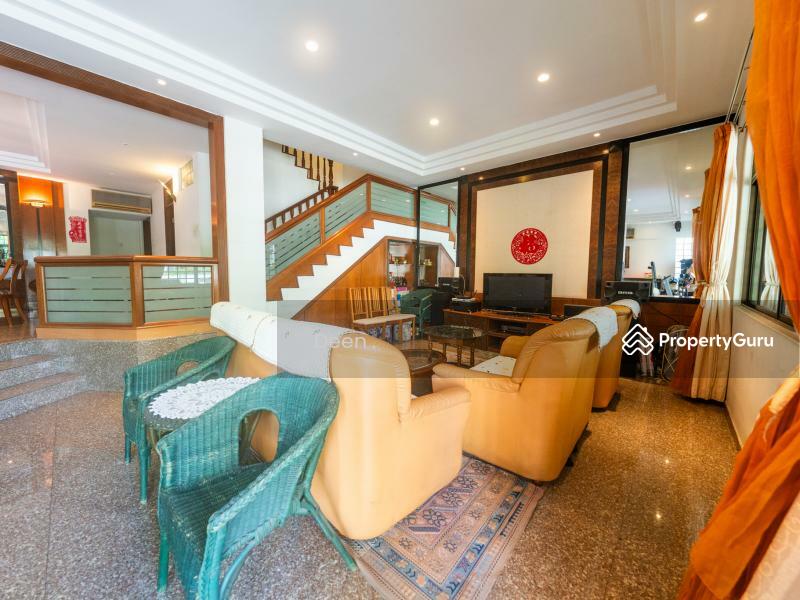 For Sale - Meyer Road Spacious Semi-D