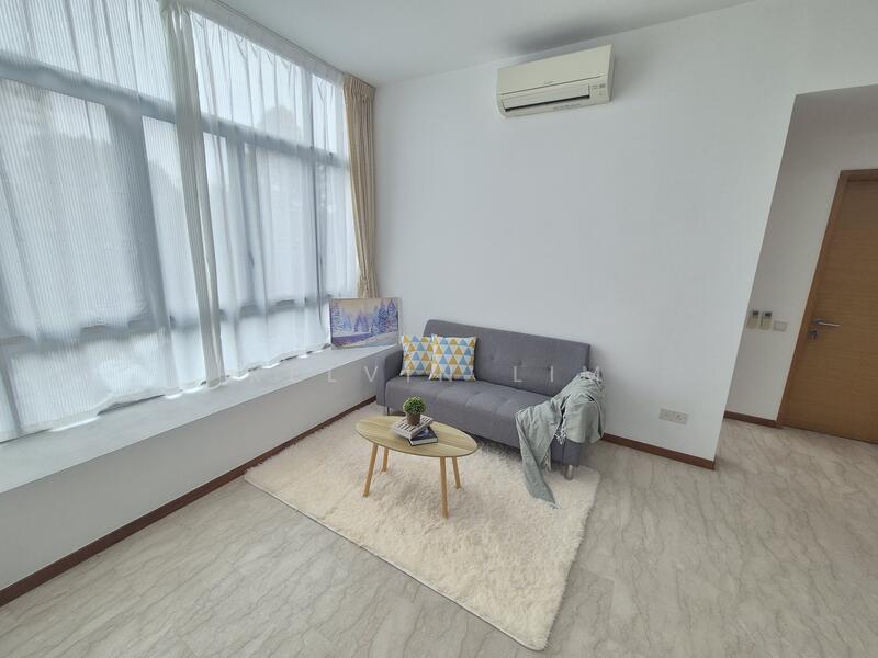 For Sale - Viz at Holland