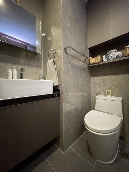 Attached master bathroom