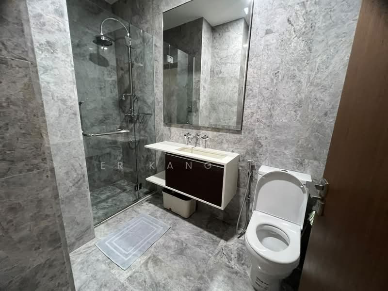 Bijou, 2 Jalan Mat Jambol, Studio, 300 sqft, Condominium For Rent, by Er Kang Lin, 25531885 - Bathroom - PropertyGuru.com.sg