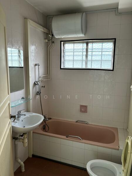 Common Bathroom