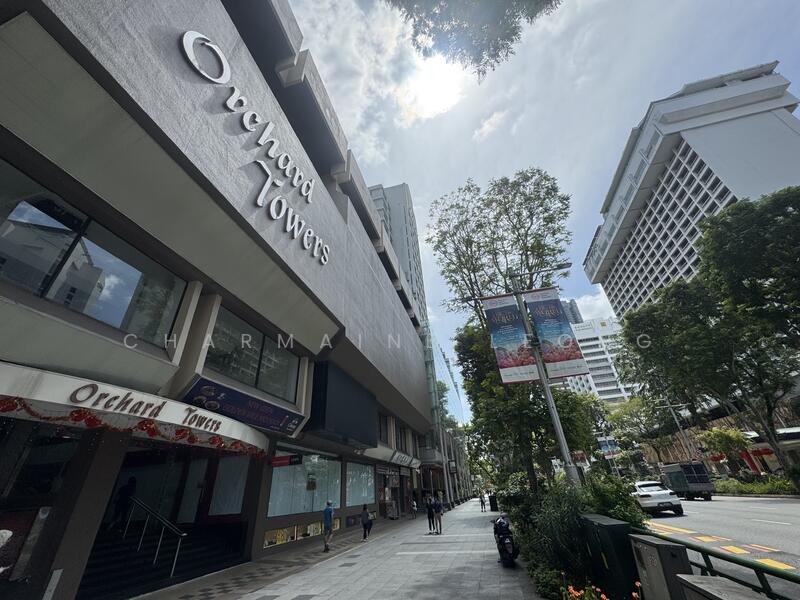 Orchard Towers, 400 Orchard Road, Orchard / River Valley, 496 sqft, Mall Shop For Rent, by Charmaine Leong, 25532332 - Exterior - CommercialGuru.com.sg