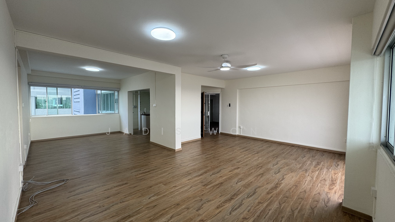 Lagoon View, 5000J Marine Parade Road, 3 Bedrooms, 1,647 sqft, Apartment For Rent, by Jadis Wong, 25532591 - Living and Dining - PropertyGuru.com.sg