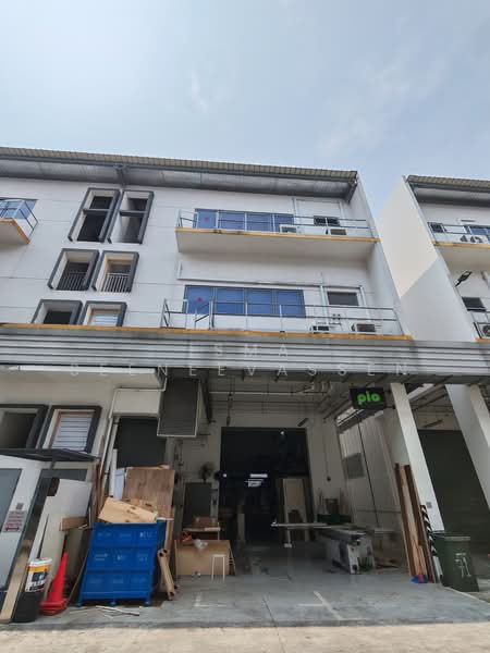 West Spring, 71 Tuas Bay Drive, Boon Lay / Jurong / Tuas, 5,404 sqft, Factory / Workshop (B2) For Sale, by Isma Seeneevassen, 25532739 - Exterior - CommercialGuru.com.sg