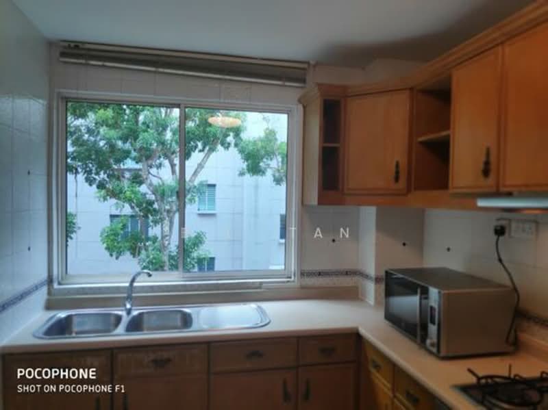 Gold Palm Mansions, 139 Lorong K Telok Kurau, 4 Bedrooms, 1,227 sqft, Condominium For Rent, by B.L. Tan, 25532862 - Kitchen - PropertyGuru.com.sg