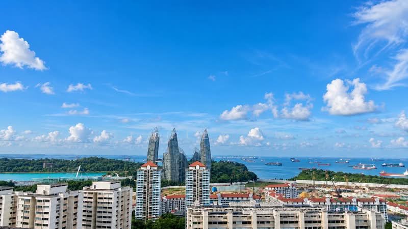 70C Telok Blangah Heights, 70C Telok Blangah Heights, 3 Bedrooms, 1,001 sqft, HDB Flat For Sale, by Stanley Ow, 25532974 - 180° South China Sea View From Unit - PropertyGuru.com.sg