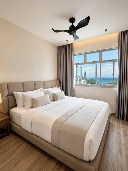 70C Telok Blangah Heights, 70C Telok Blangah Heights, 3 Bedrooms, 1,001 sqft, HDB Flat For Sale, by Stanley Ow, 25532974 - Master Bedroom w Sentosa Sea View - PropertyGuru.com.sg