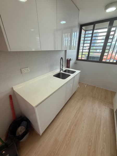 Stillz Residence, 15 Lorong 108 Changi, 2 Bedrooms, 979 sqft, Apartment For Rent, by Aaron Tay, 25532982 - Kitchen - PropertyGuru.com.sg