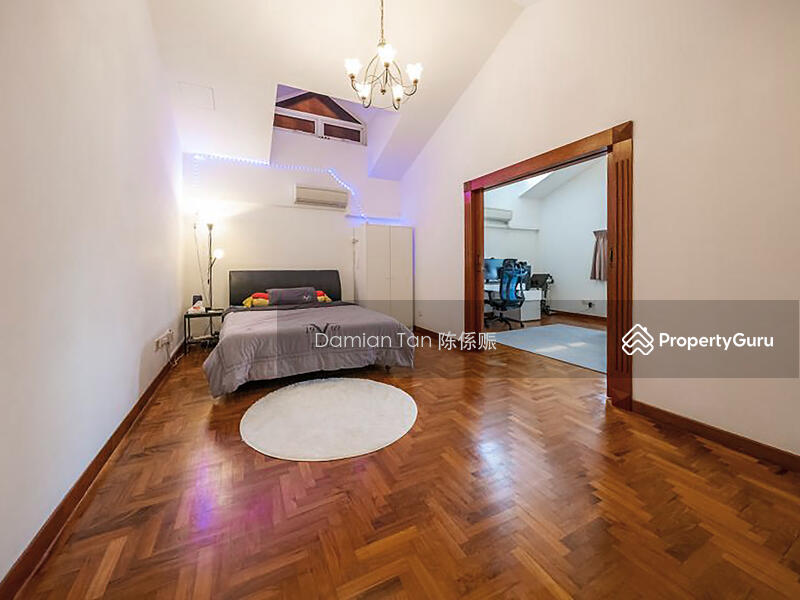 For Sale - ⭐️PRICED TO SELL @ $2,0XX PSF! DETACHABLE 2.5-STY SEMI-D! 1 KM TO ACS (PRIMARY) & SCGS (PRIMARY)⭐️