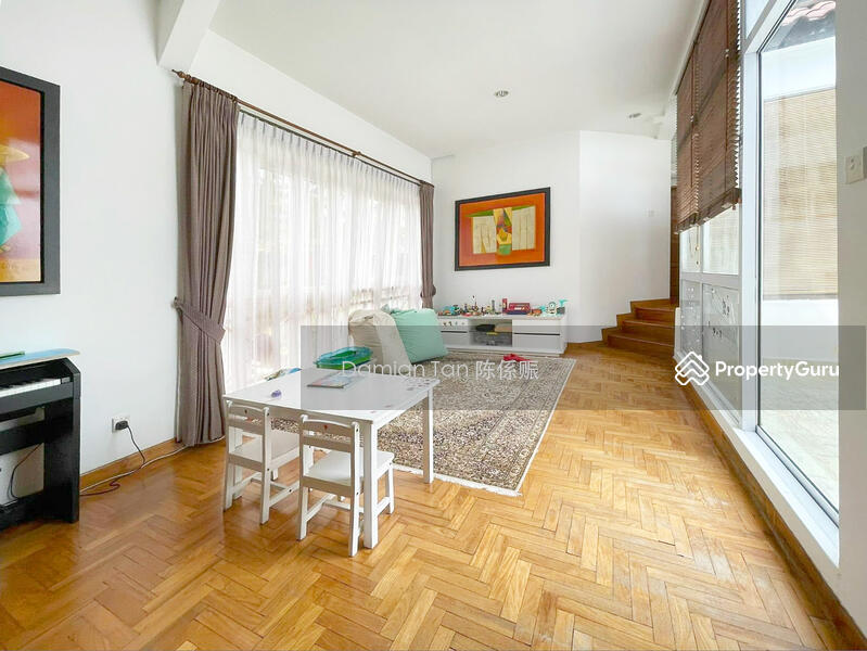 For Sale - ⭐️PRICED TO SELL @ $2,0XX PSF! DETACHABLE 2.5-STY SEMI-D! 1 KM TO ACS (PRIMARY) & SCGS (PRIMARY)⭐️