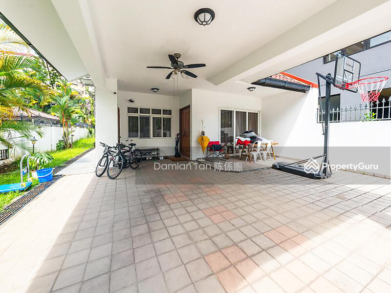 For Sale - ⭐️PRICED TO SELL @ $2,0XX PSF! DETACHABLE 2.5-STY SEMI-D! 1 KM TO ACS (PRIMARY) & SCGS (PRIMARY)⭐️
