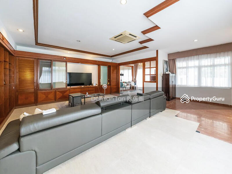 For Sale - ⭐️PRICED TO SELL @ $2,0XX PSF! DETACHABLE 2.5-STY SEMI-D! 1 KM TO ACS (PRIMARY) & SCGS (PRIMARY)⭐️