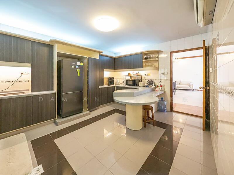 ⭐️PRICED TO SELL @ $2,3XX PSF! DETACHABLE 2.5-STY SEMI-D! 1 KM TO ACS (PRIMARY) & SCGS (PRIMARY)⭐️ Semi-Detached House For Sale at S$ 13,800,000 | PropertyGuru Singapore