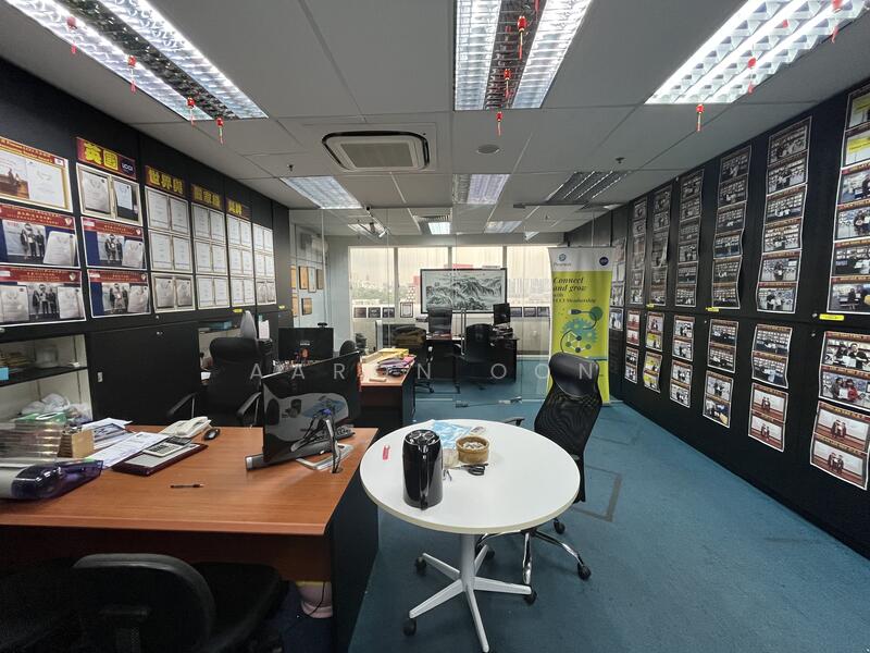 Burlington Square, 175 Bencoolen Street, 900 sqft, Office For Rent, by Aaron Oon, 25533196 - CommercialGuru.com.sg