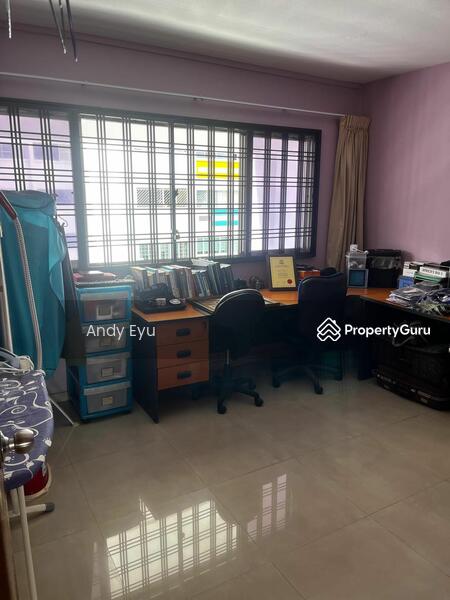 For Sale - 327 Jurong East Street 31