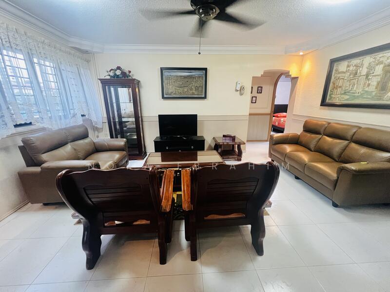 201 Marsiling Drive, 201 Marsiling Drive, 3 Bedrooms, 1,108 sqft, HDB Flat For Rent, by Nora Ebrahim, 25533257 - Living Room - PropertyGuru.com.sg
