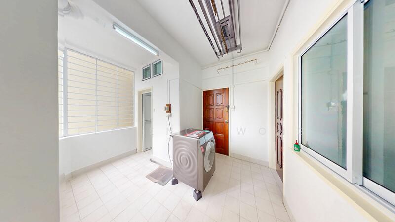 For Sale - Lloyd Court