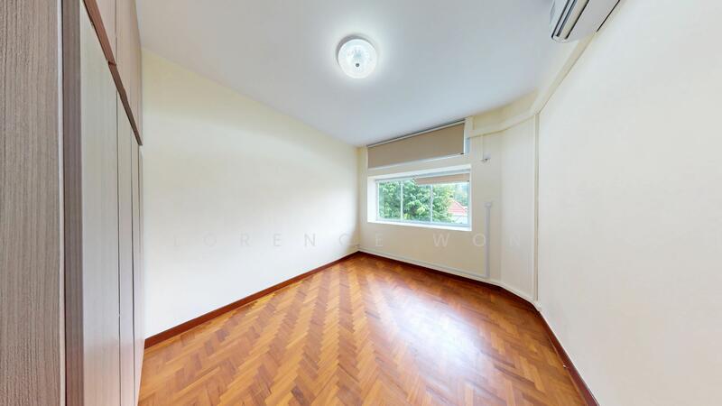 For Sale - Lloyd Court