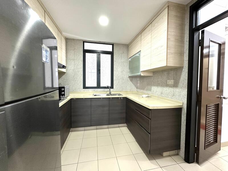 Regent Heights, 52 Bukit Batok East Avenue 5, 3 Bedrooms, 1,162 sqft, Condominium For Rent, by Wei Yin Lee, 25533548 - PropertyGuru.com.sg