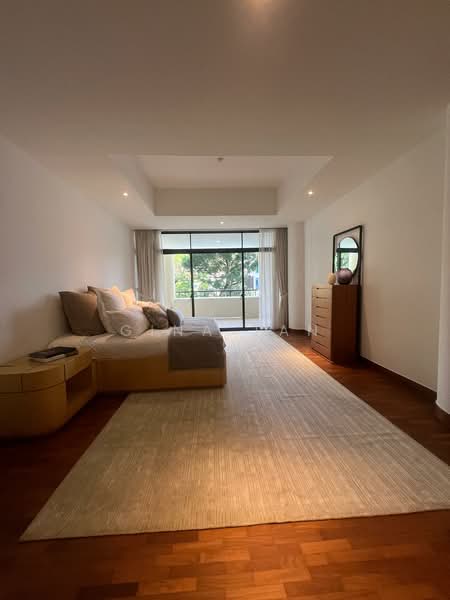 For Rent - The Colonnade