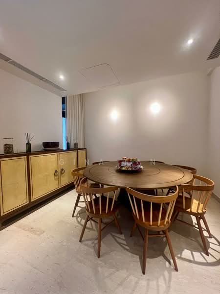 For Rent - The Colonnade