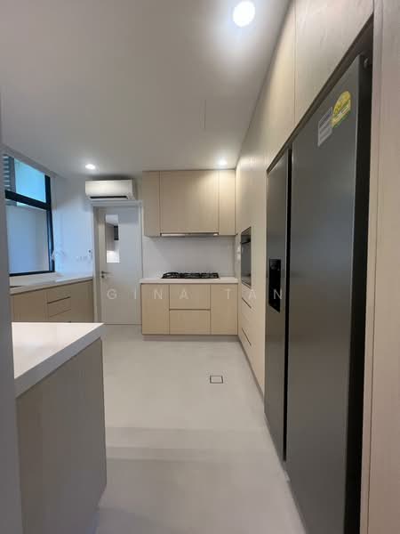 For Rent - The Colonnade