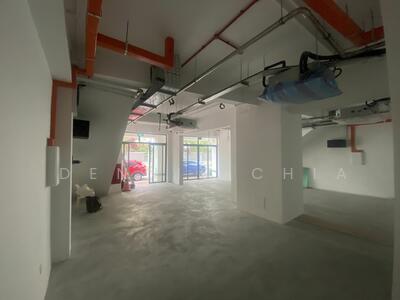 For Sale - Freehold Shophouse at Moonstone lane/Opal Crescent