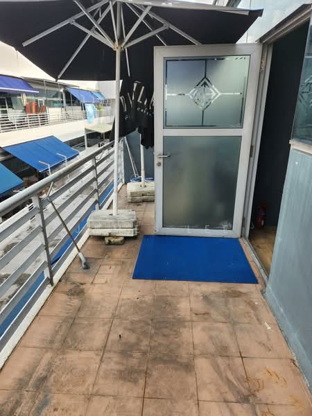 Northstar @ Amk, 7030 Ang Mo Kio Avenue 5, 750 sqft, Light Industrial (B1) For Rent, by James Lee, 25533733 - Balcony - CommercialGuru.com.sg