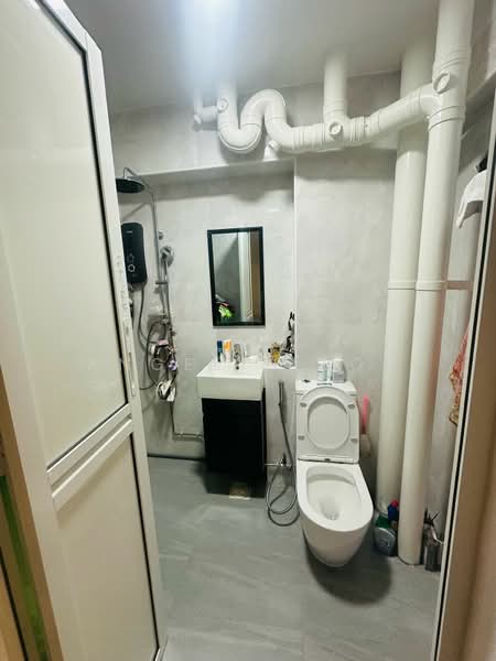 229 Bishan Street 23, 229 Bishan Street 23, 3 Bedrooms, 1,442 sqft, HDB Flat For Rent, by Angelin Loh, 25533843 - PropertyGuru.com.sg