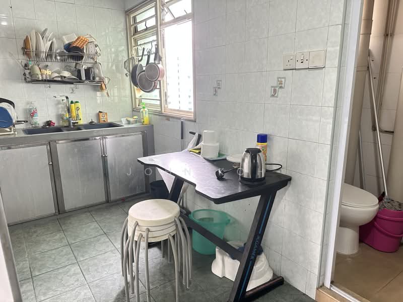 196B Punggol Field, 196B Punggol Field, Room Rental, 120 sqft, HDB Flat For Rent, by John Koh, 25533880 - Kitchen - PropertyGuru.com.sg
