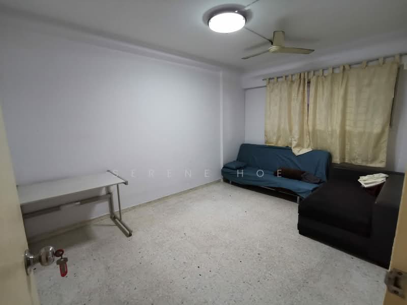 234 Tampines Street 21, 234 Tampines Street 21, 2 Bedrooms, 785 sqft, HDB Flat For Rent, by Serene Hoe, 25534000 - Living Room - PropertyGuru.com.sg