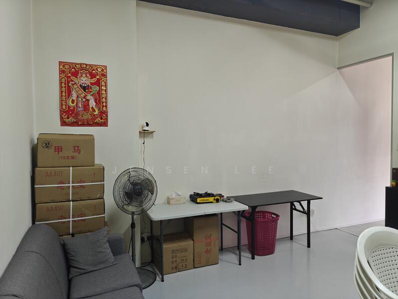 Pioneer Junction, 3 Soon Lee Street, 1,098 sqft, Factory / Workshop (B2) For Sale, by Jensen Lee, 25534141 - CommercialGuru.com.sg