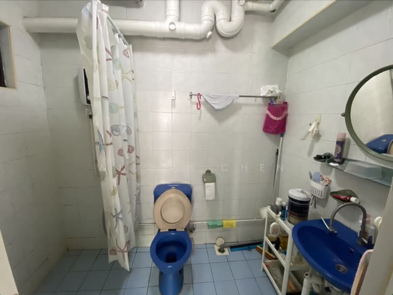 297 Bukit Batok Street 22, 297 Bukit Batok Street 22, Room Rental, 250 sqft, HDB Flat For Rent, by Wilson Chen, 25534170 - Attached Toilet - PropertyGuru.com.sg