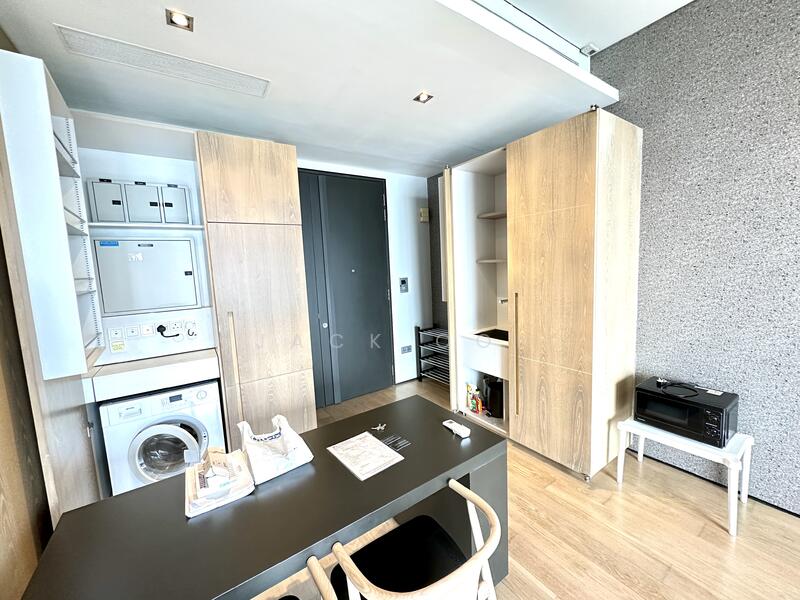 OUE Twin Peaks Condominium For Sale at S$ 1,262,700 | PropertyGuru Singapore