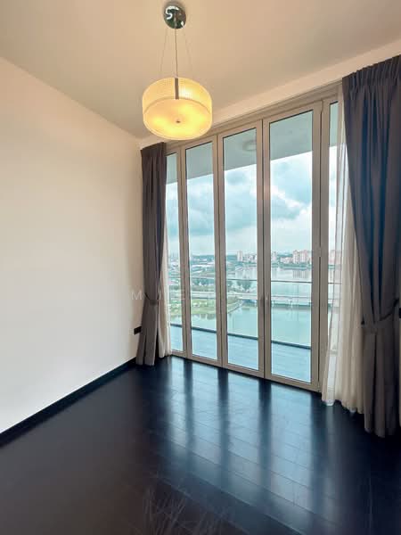 Kallang Riverside, 51 Kampong Bugis, 2 Bedrooms, 1,001 sqft, Condominium For Rent, by Damien Ong, 25534542 - Bedroom 2 - PropertyGuru.com.sg