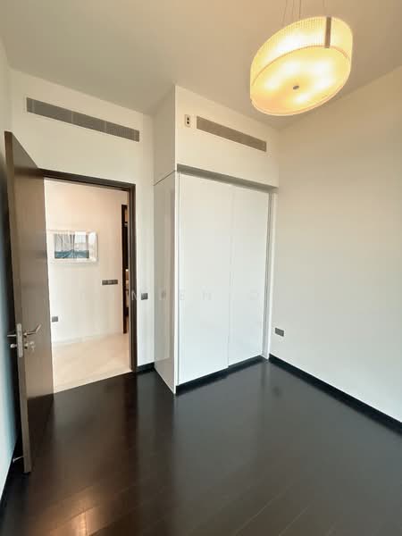 Kallang Riverside, 51 Kampong Bugis, 2 Bedrooms, 1,001 sqft, Condominium For Rent, by Damien Ong, 25534542 - Bedroom 2 - PropertyGuru.com.sg