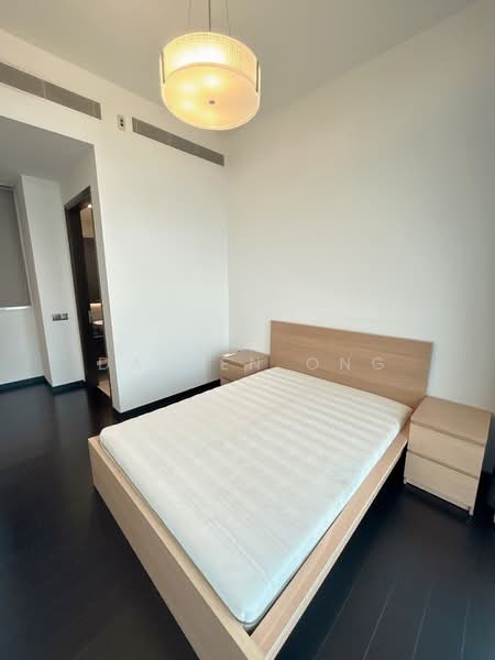 Kallang Riverside, 51 Kampong Bugis, 2 Bedrooms, 1,001 sqft, Condominium For Rent, by Damien Ong, 25534542 - Master Bedroom - PropertyGuru.com.sg