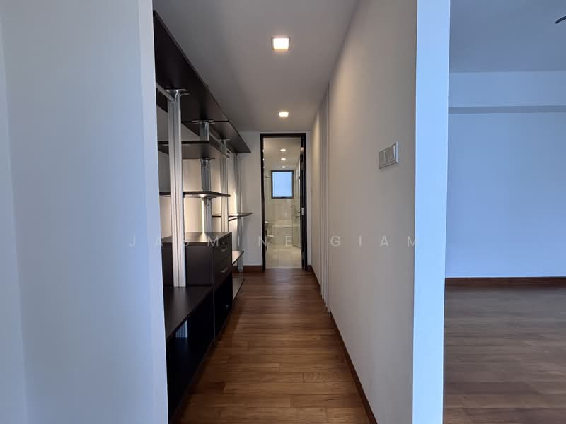 Radiance @ Bukit Timah, Yuk Tong Avenue, 5 Bedrooms, 4,069 sqft, Cluster House For Rent, by Jasmine Giam, 25535142 - Wardrobe  - PropertyGuru.com.sg