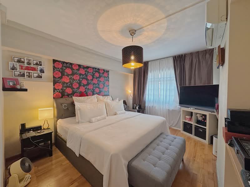 134 Pasir Ris Street 11, 134 Pasir Ris Street 11, 4 Bedrooms, 1,561 sqft, HDB Flat For Sale, by Chervon Lee, 25535411 - Master Bedroom - PropertyGuru.com.sg