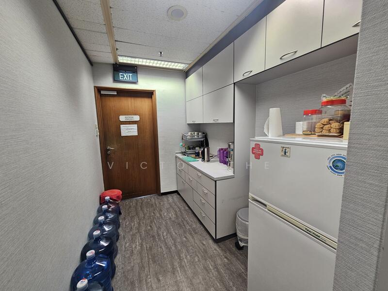 Tampines Junction, 300 Tampines Avenue 5, 5,080 sqft, Office For Rent, by Victor The, 25535426 - Kitchen - CommercialGuru.com.sg