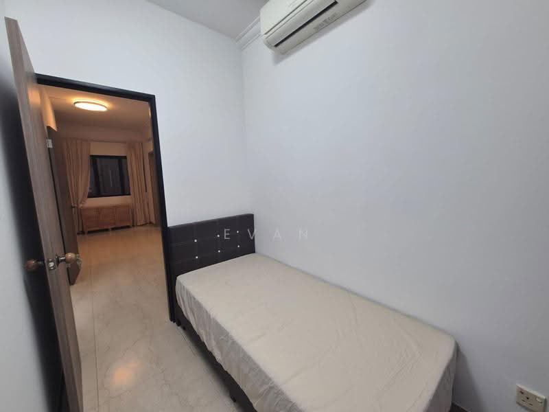 Heritage View, 6 Dover Rise, Buona Vista / West Coast / Clementi New Town, Room Rental, 100 sqft, Condominium For Rent, by Evan Tan, 25535516 - Bedroom - PropertyGuru.com.sg