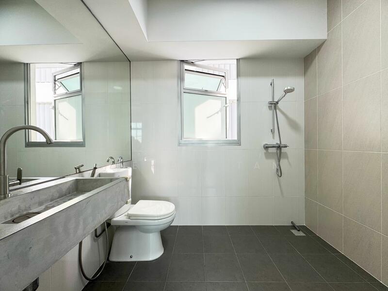 For Rent - 102A Canberra Street