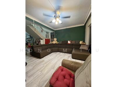 For Sale - 318 Serangoon Avenue 2