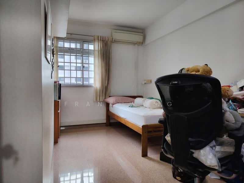 301 Clementi Avenue 4, 301 Clementi Avenue 4, 3 Bedrooms, 990 sqft, HDB Flat For Sale, by Frank Wong, 25535686 - PropertyGuru.com.sg