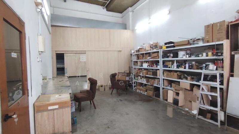 Pioneer Centre, 1 Soon Lee Street, 1,475 sqft, Factory / Workshop (B2) For Sale, by Sharifah M Alsagoff, 25535868 - Others - CommercialGuru.com.sg