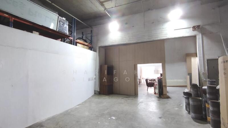 Pioneer Centre, 1 Soon Lee Street, 1,475 sqft, Factory / Workshop (B2) For Sale, by Sharifah M Alsagoff, 25535868 - Others - CommercialGuru.com.sg