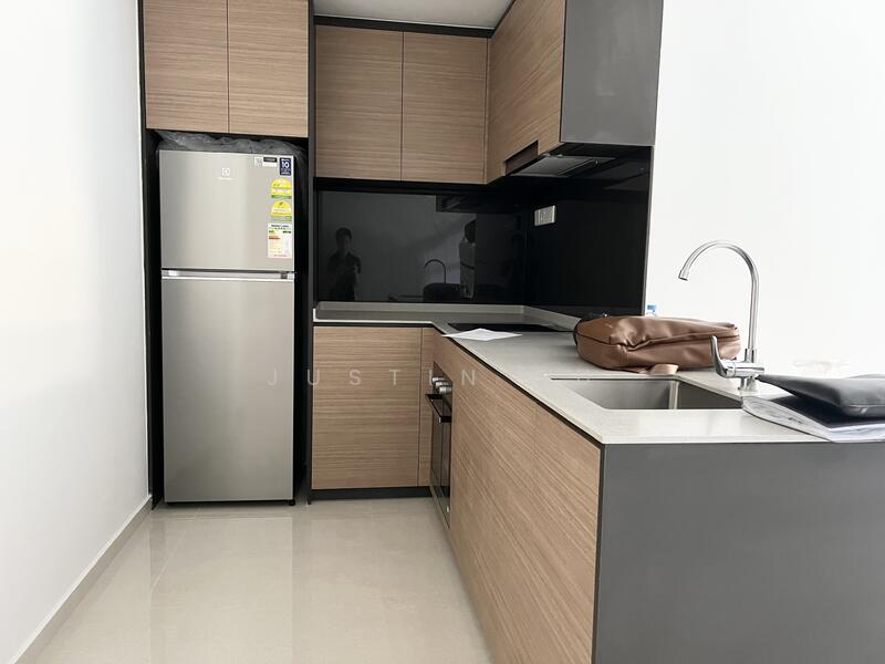 Midwood, 8 Hillview Rise, Room Rental, 689 sqft, Condominium For Rent, by Justin Su, 25536193 - Kitchen - PropertyGuru.com.sg