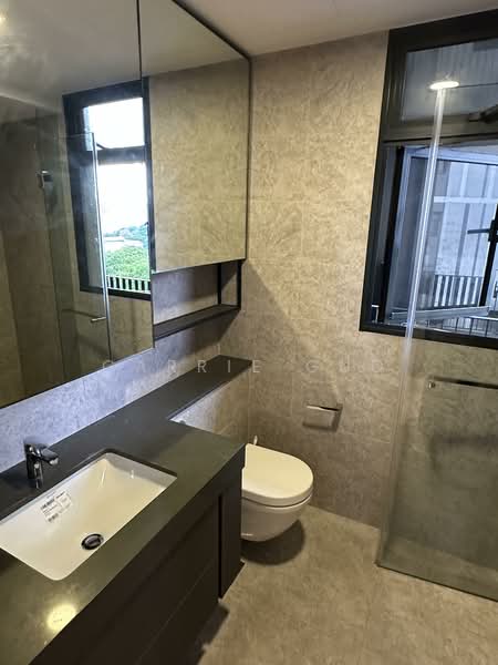 Avenue South Residence, 11 Silat Avenue, 3 Bedrooms, 1,109 sqft, Condominium For Rent, by Carrie Guo, 25536511 - Bathroom - PropertyGuru.com.sg