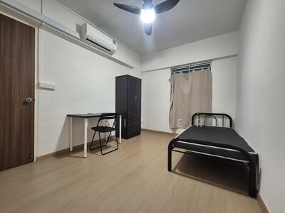 For Rent - 250 Jurong East Street 24